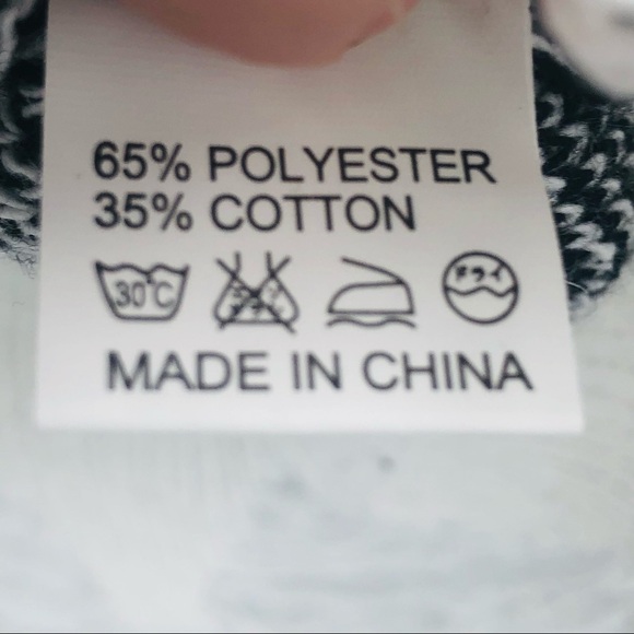 Shein Black‎ and white zebra print sweater - Picture 8 of 11